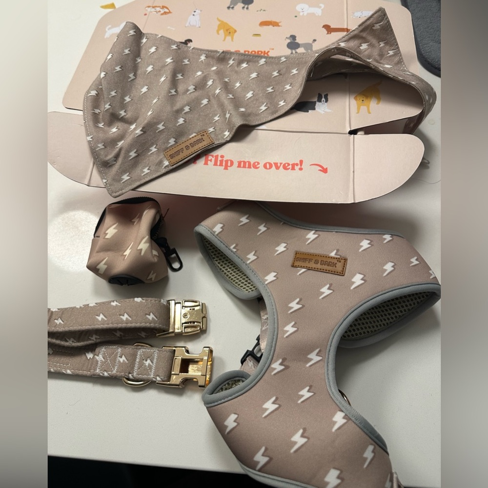 Sniff and Bark Dog Harness Set